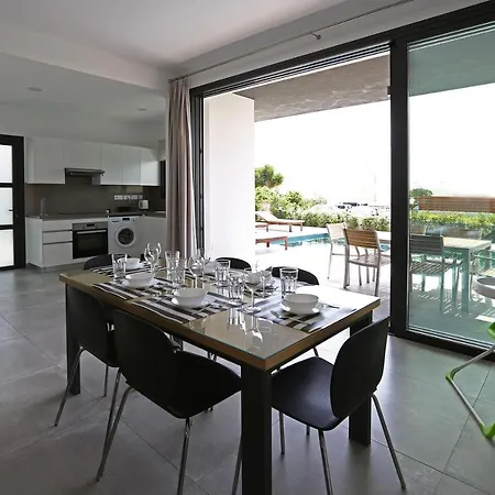 Yria Villa *